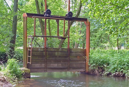 Weir