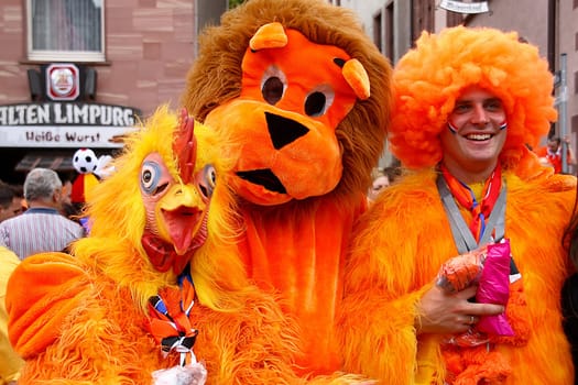 Three Oranje fans