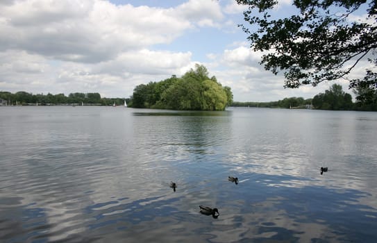Unterbacher See