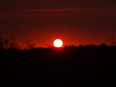 sunset or (sunset beach) or (sunset nature) or (sunset skyline)