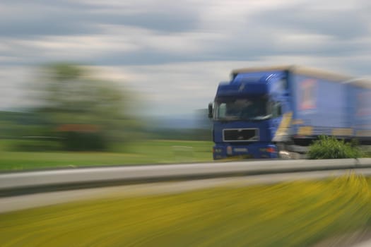Trucks on the move 4