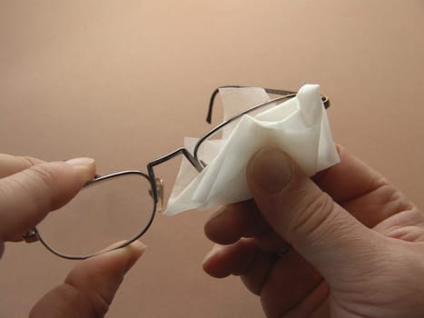 Cleaning glasses