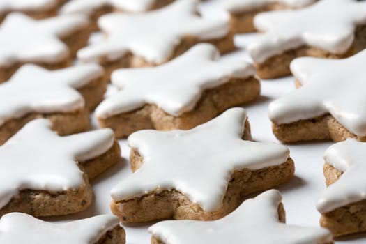 Cinnamon stars