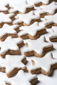 Cinnamon stars