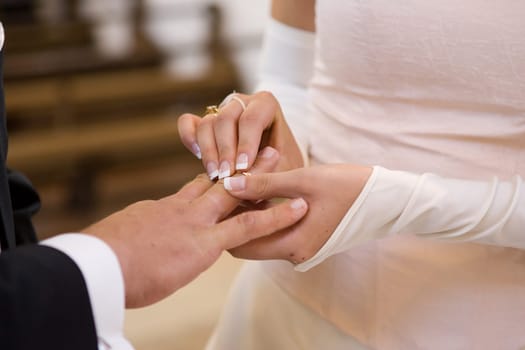 Wedding,handing over of the ring