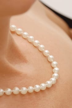 Pearl necklace 03