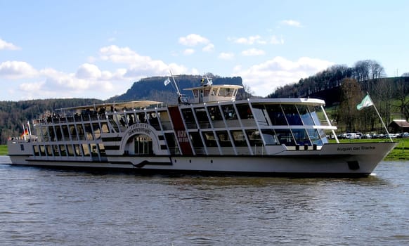 One of the modern passenger ships of the Weisse Flotte Dresden.