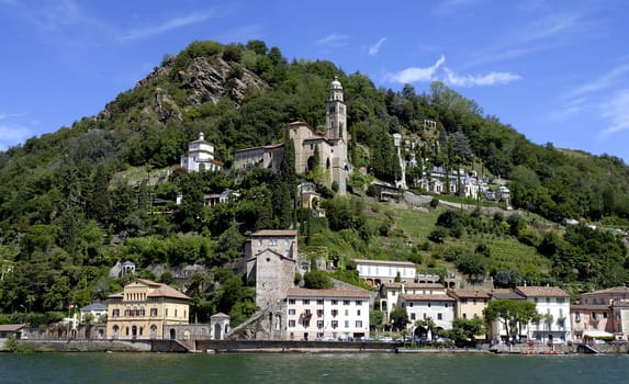 The hike from Lugano-Paradiso via the San Salvatore to Morcote is one of the highlights of every hiker's life. The distinctive summit offers fantastic viewpoints without end. The flora is of unique diversity. The steep rise of P