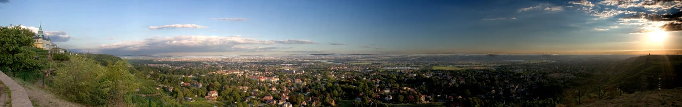 The Spitzhaus is a popular vantage point in Radebeul near Dresden.You can see almost all of Dresden from this point and the city of Radebeul.In very good weather you can see from here as far as the Elbe Sandstone Mountains
