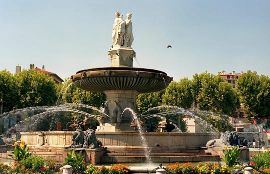 Rotunda fountain in Aix
