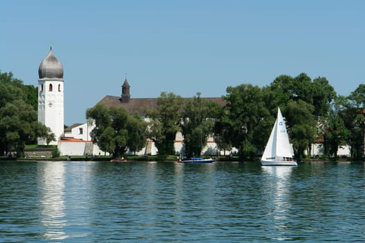 Women's Island II