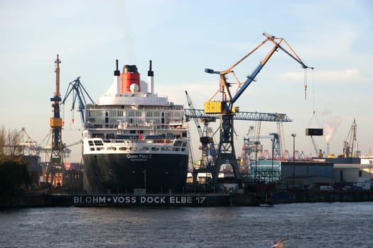 Dry dock