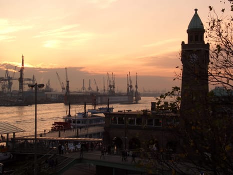 St. Pauli Landungsbrücken 01