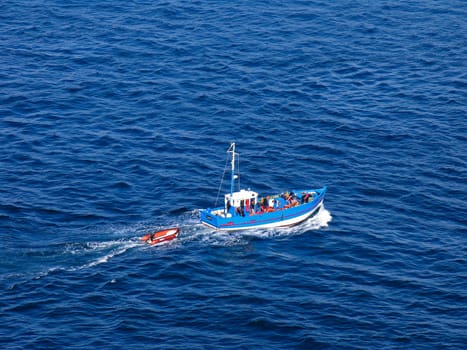Cap Frehel,blue boat