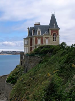 Beachfront villa near Dinard