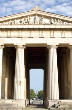 At Königsplatz