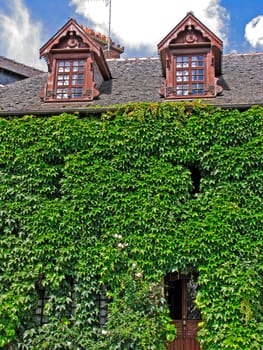 Mont-Dol,half-timbered house