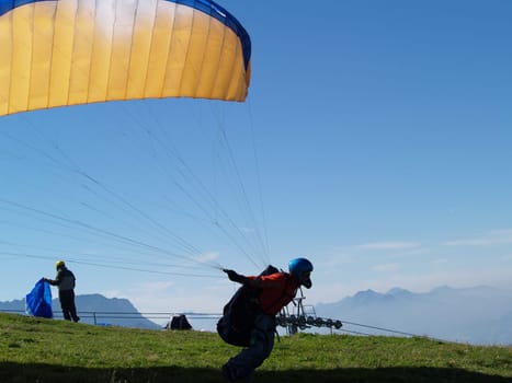 Paragliding in Kössen