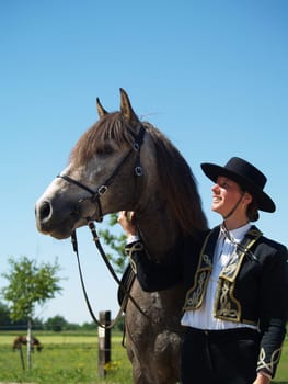 Puro Gozo and Corinna Scholz