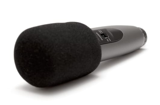 Small microphone