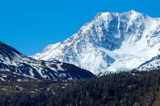 Am Simplonpass mit Fletschhorn (3993 m) Wallis Schweiz