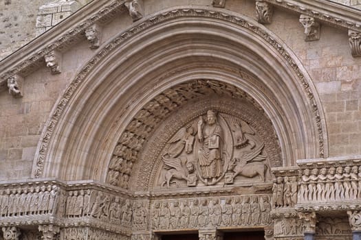Arles,Cathedral,Saint-Trophime