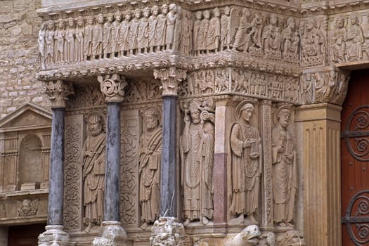 Arles,Cathedral,Saint-Trophime,Portal
