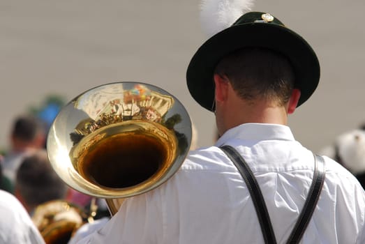 Hearty music