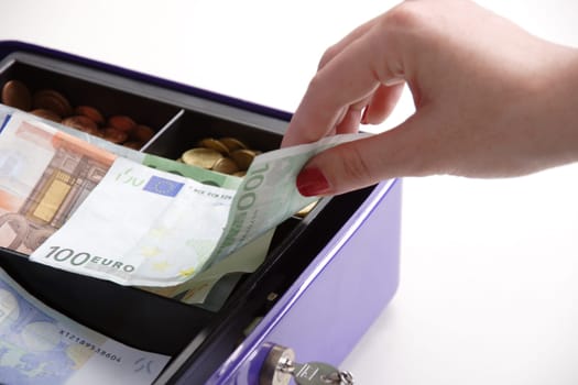 Cash box 3
