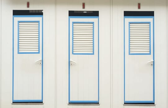 Beach cabins 01