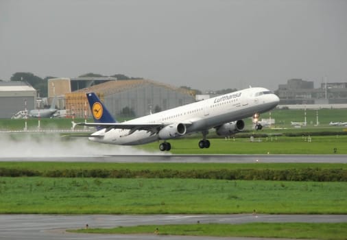 Rain start