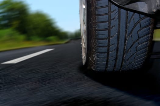 Tire tread