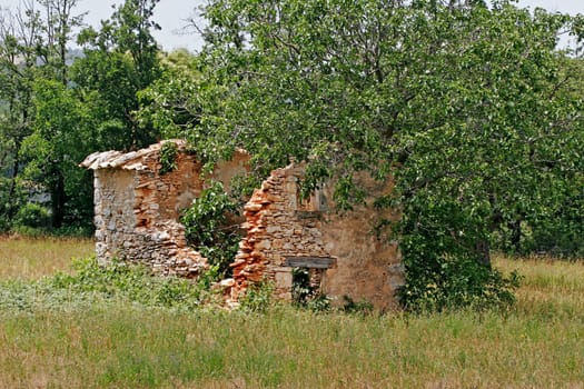 Dilapidated house near Rustrel,Provene