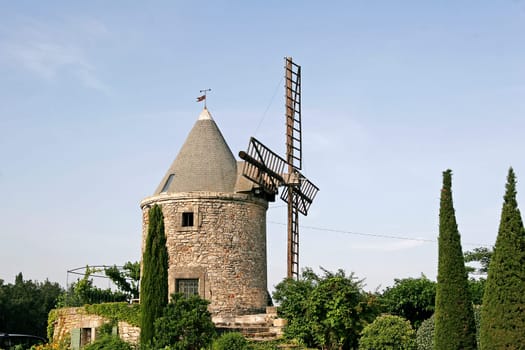 Windmill near Goult,Provence