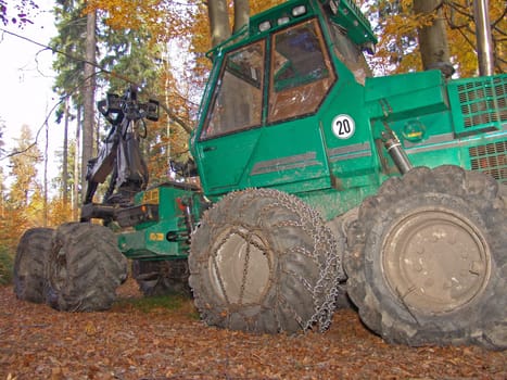 Timber harvester