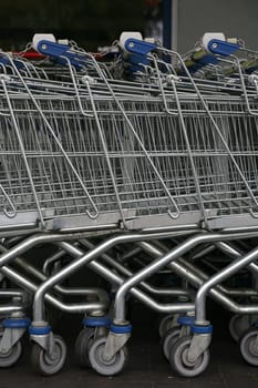 Shopping trolley