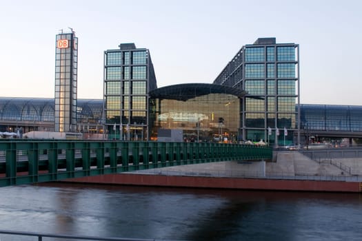 Train station on the Spree