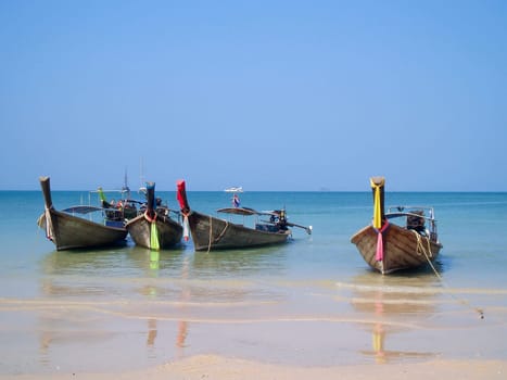 Touri Boats