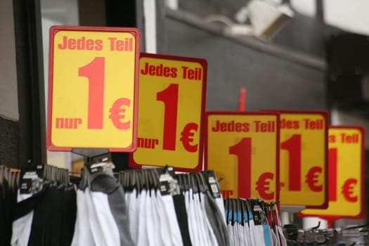 Only 1 euro