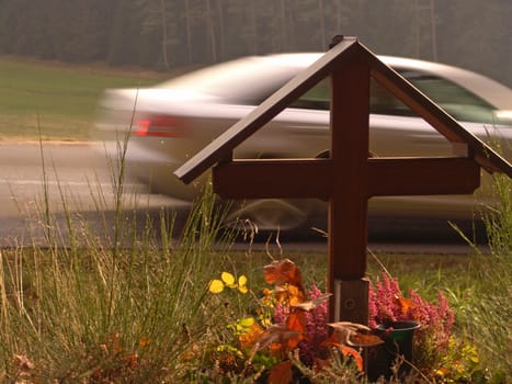 Accident cross