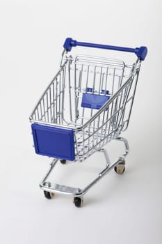 Shopping trolley