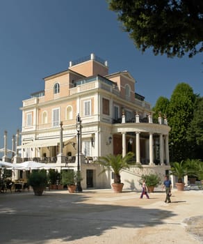 Villa
