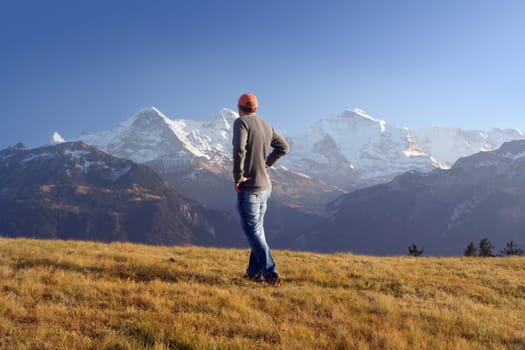 a man's stay in the mountain shelter