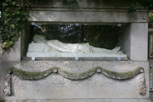 Grave