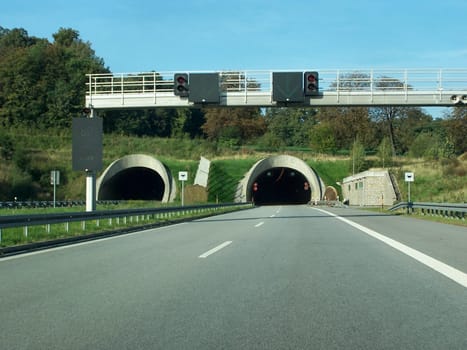 tunnel
