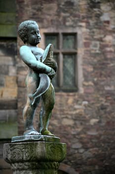 The salmon fountain in the Münsterkirchhof in the Pied Piper town of Hamelin (Lower Saxony) is a reminder of the time when the salmon in the Weser were still so numerous that the servants demanded to finally be served something different!