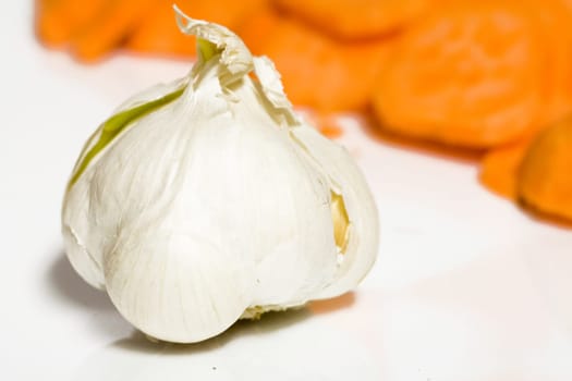 Garlic tubers