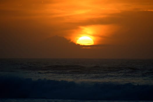 sunset or (sunset beach) or (sunset nature) or (sunset skyline)