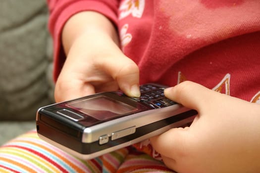 Mobile phone alarm 01
