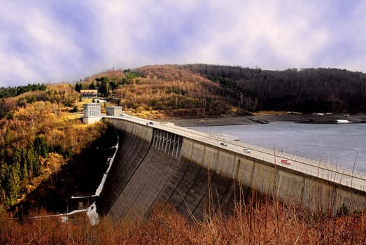 If you drive on the road from Rübeland in the direction of Wendefurth / Hasselfelde,you will cross the dam wall of the Rappbode Dam,the largest dam in the Harz Mountains. This dam is 415 meters long and,with a height of 106 meters,the highest in Germany